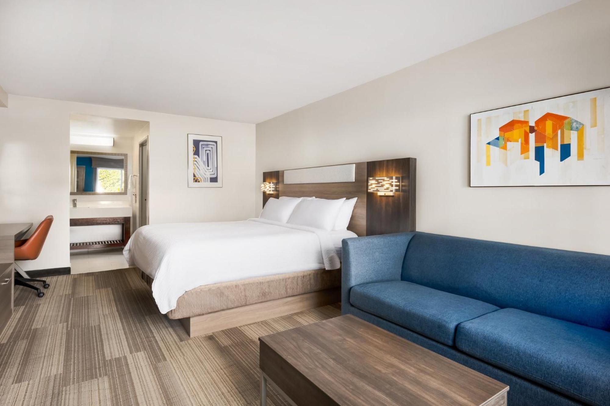 Holiday Inn Express Simi Valley By Ihg Exterior photo